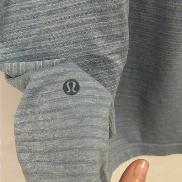 Lululemon Metal Vent Breathable Short Sleeve XL striped ombré - Picture 8 of 8